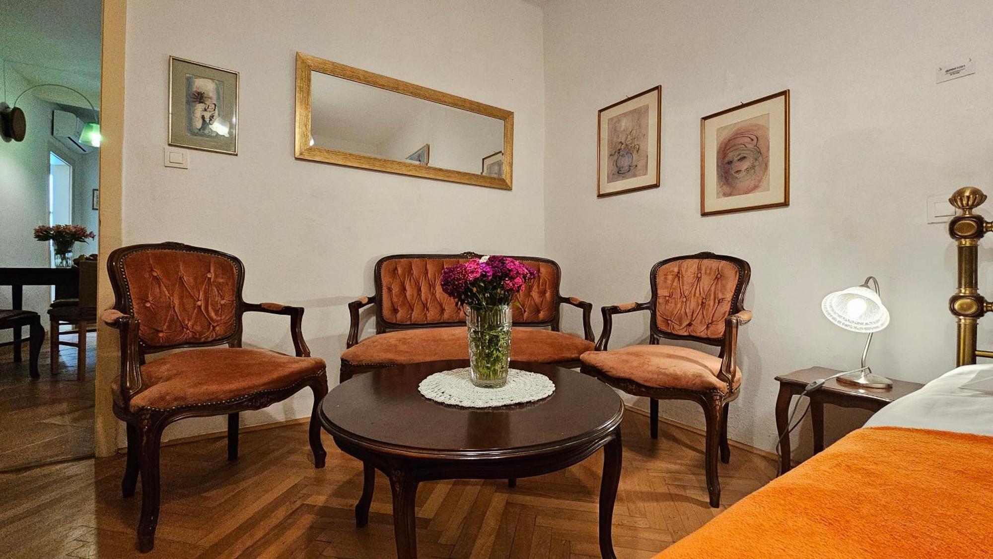 Eufrasiana Apartments Poreč Exteriör bild